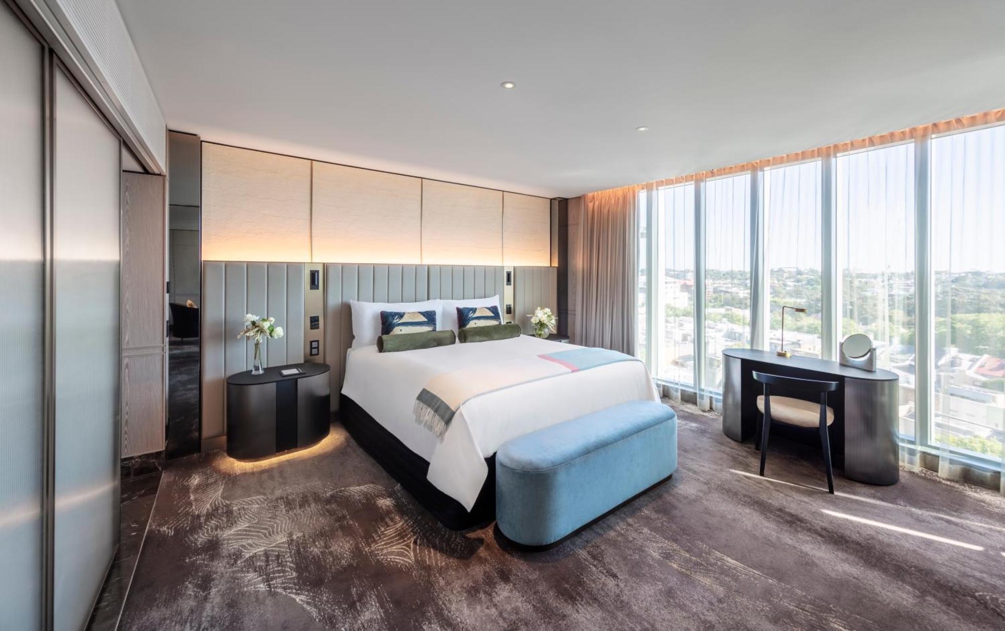 Jewel Suite,1535798386:JPEG